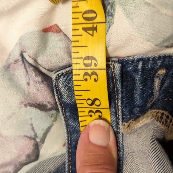 NWOT Junior's Size 17 Button Fly Shorts by SO - Picture 8 of 8